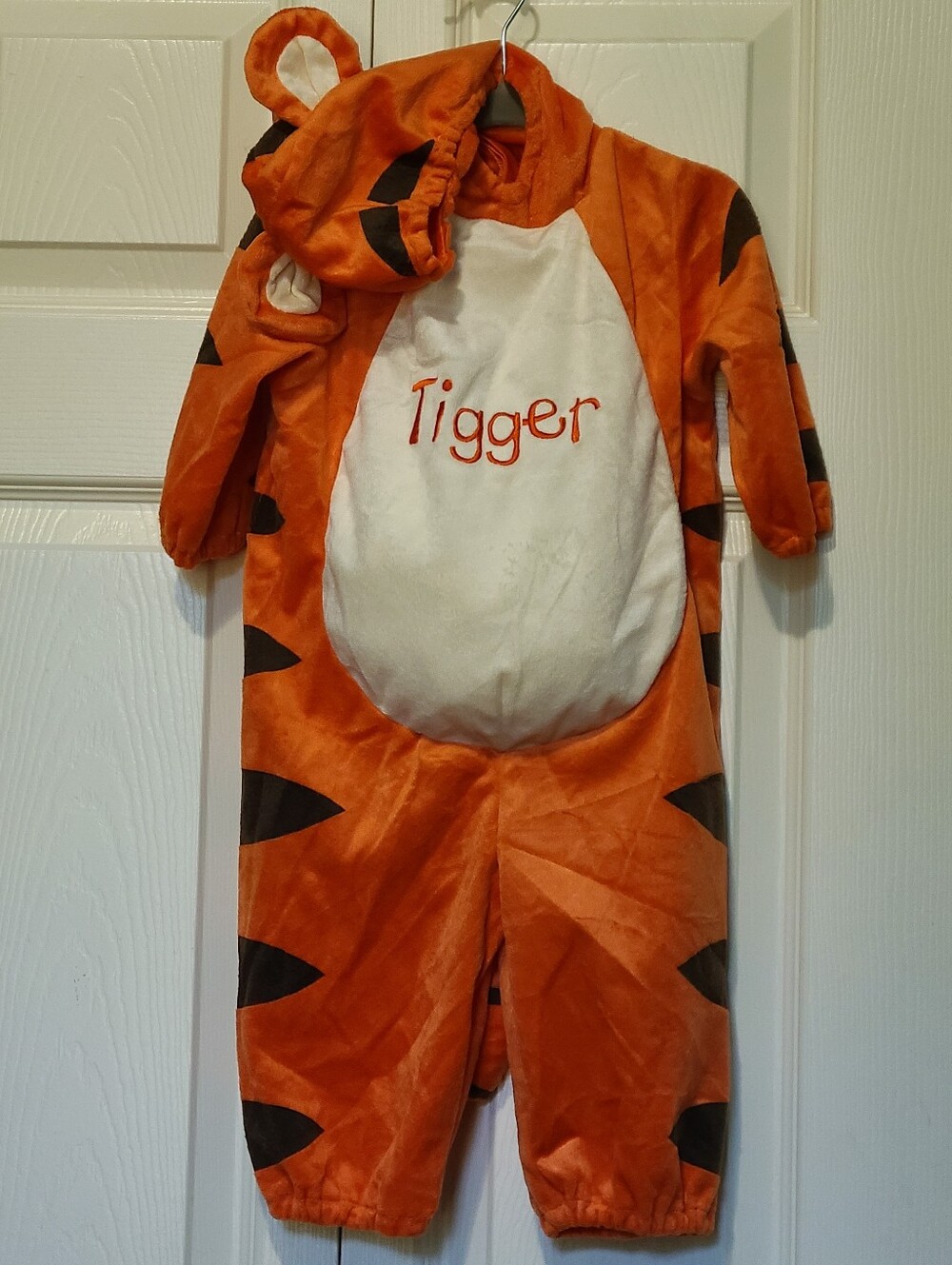 Toys R Us Disney Tigger Plush Baby Costume 9-12M Winnie the Pooh Halloween - Picture 1 of 8